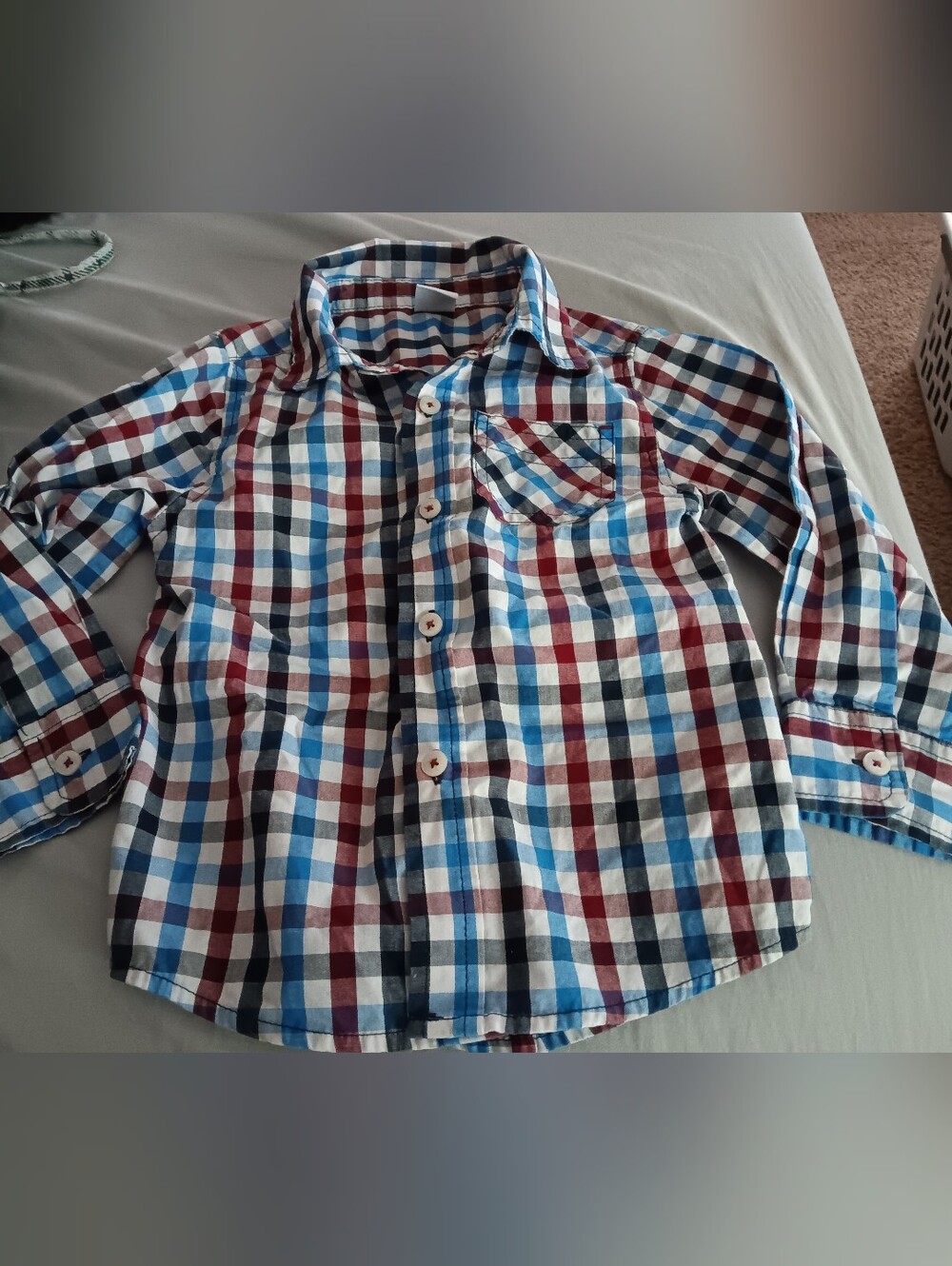 Boys Size 3T, Healthtex Long-Sleeve Plaid Button-Down Shirt - Blue, Red, Black